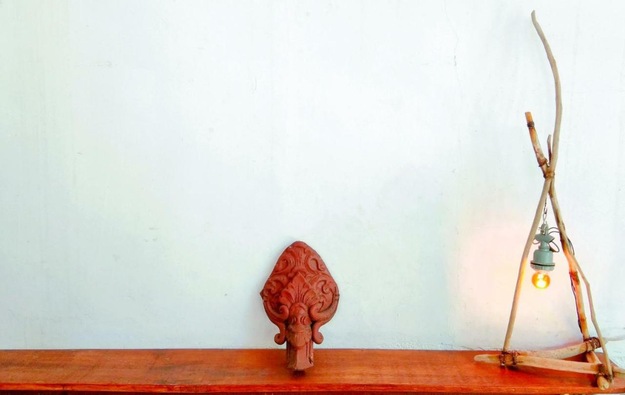 Bed and Breakfast Café des Arts Gili Air Exterior foto
